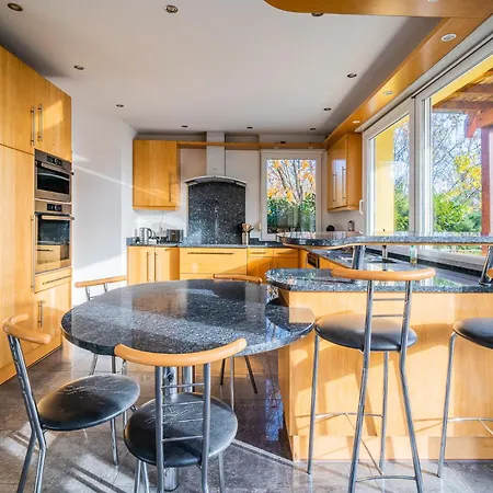 Castle View Terrace - Swimming Pool - Air Conditioning La Vancelle