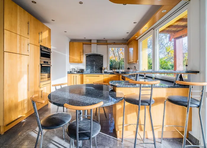 Castle View Terrace - Swimming Pool - Air Conditioning La Vancelle